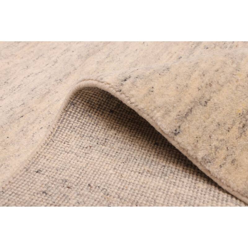 ECARPETGALLERY Hand-knotted Pak Finest Gabbeh Ivory Wool Rug - 4'2 x 6'0