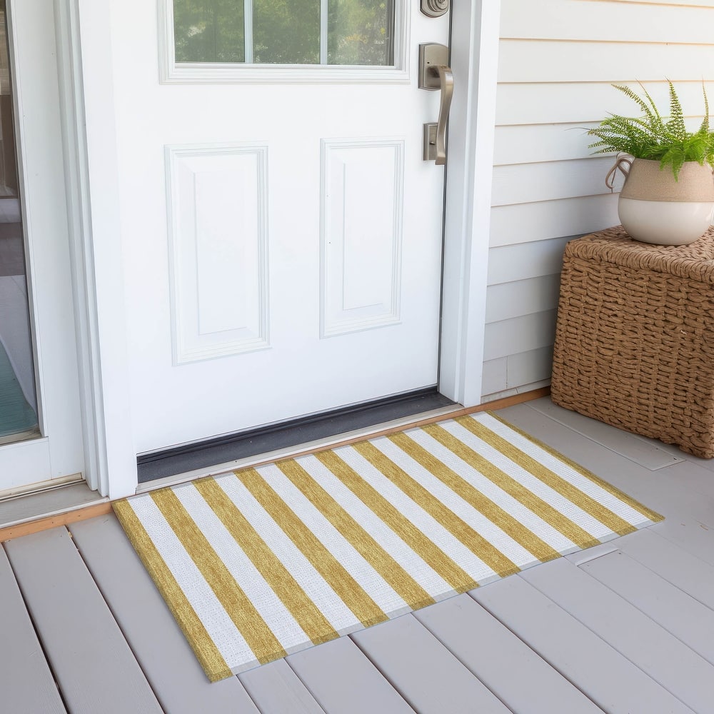 Machine Washable Indoor/ Outdoor Cabana Stripe Chantille Rug