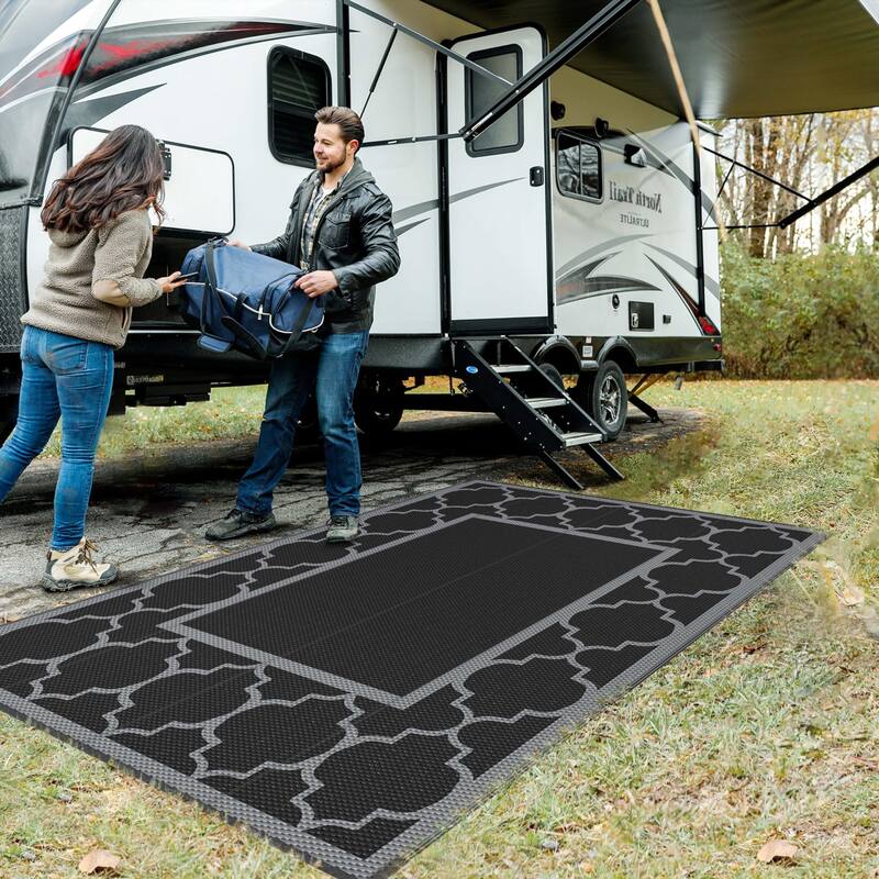 Reversible Dark Tone Geometric Flat-Weave Recyclable Outdoor Rug