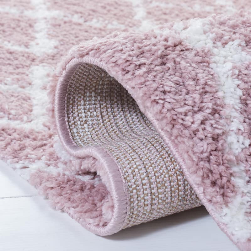 SAFAVIEH Berber Shag Ilmie Light Grey/Cream Rug