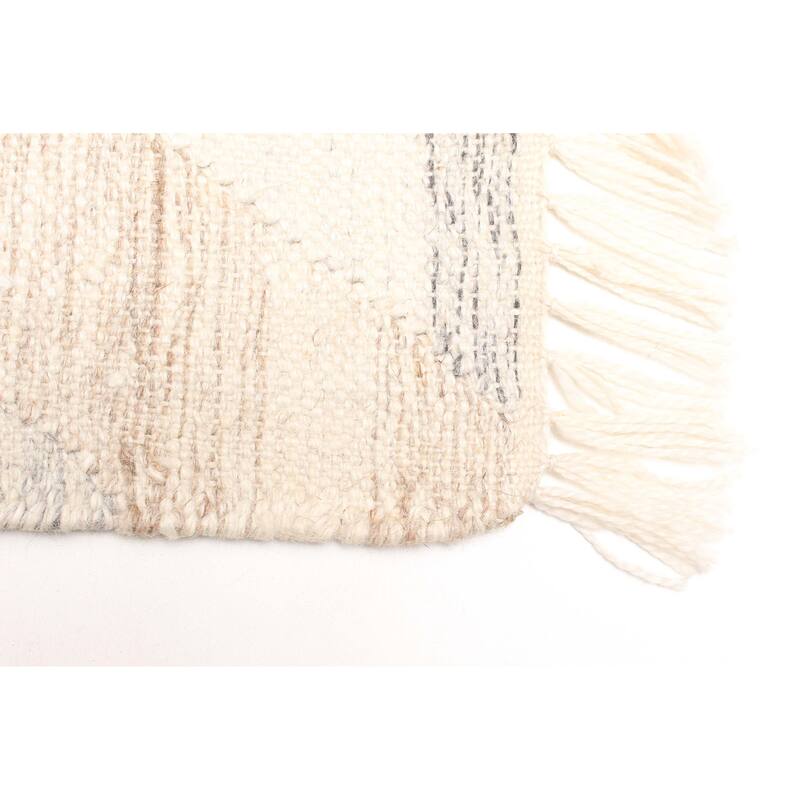 ECARPETGALLERY Flat-Weave Ankara FW Cream Wool Kilim - 5'5 x 7'5