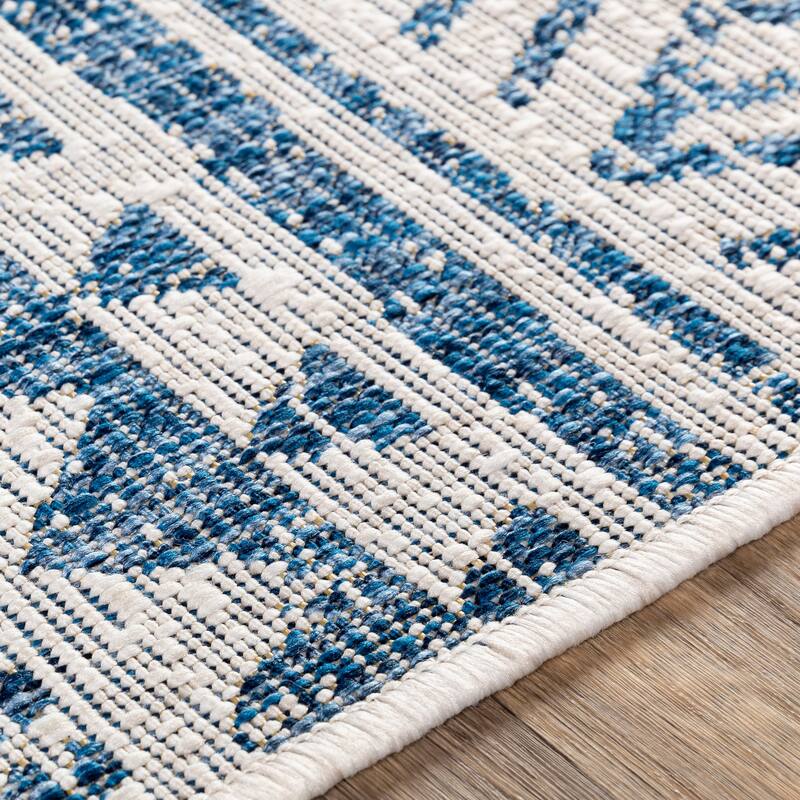 Artistic Weavers Powlett Vintage Southwestern Indoor/ Outdoor Area Rug