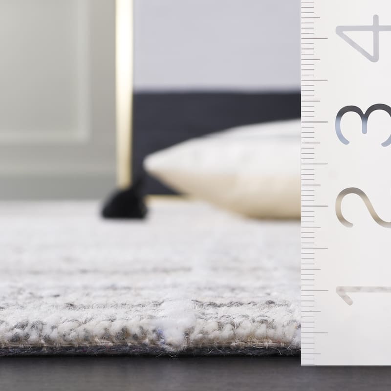 SAFAVIEH Handmade Metro Gaia French Country Wool Rug