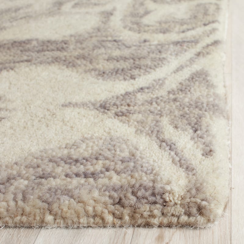 SAFAVIEH Handmade Chatham Dajana Modern Wool Rug