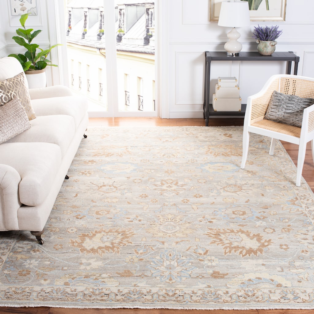 SAFAVIEH Hand-Knotted Oushak Libuse Traditional Wool Rug