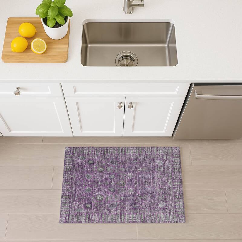 Machine Washable Indoor/ Outdoor Traditional Classic Chantille Rug