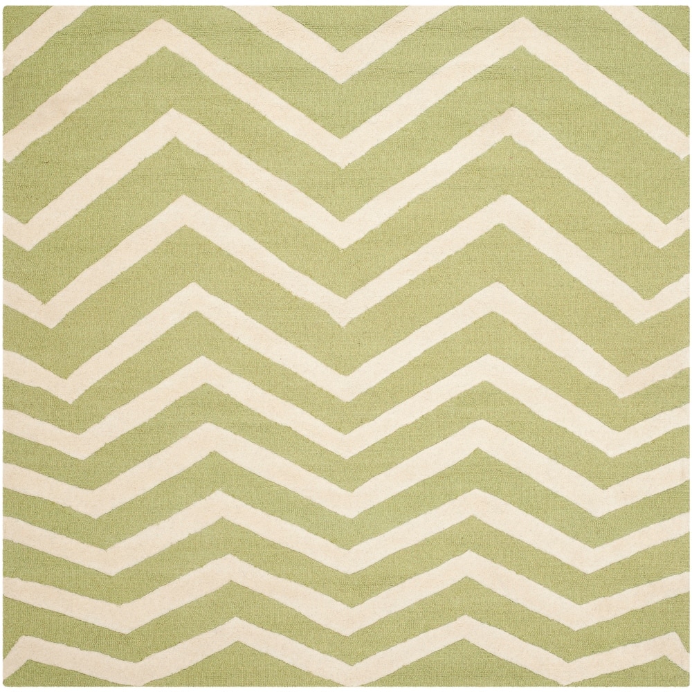 SAFAVIEH Handmade Cambridge Terttu Chevron Wool Rug