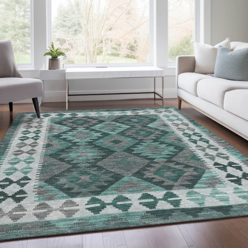 Machine Washable Indoor/ Outdoor Boho Global Chantille Rug
