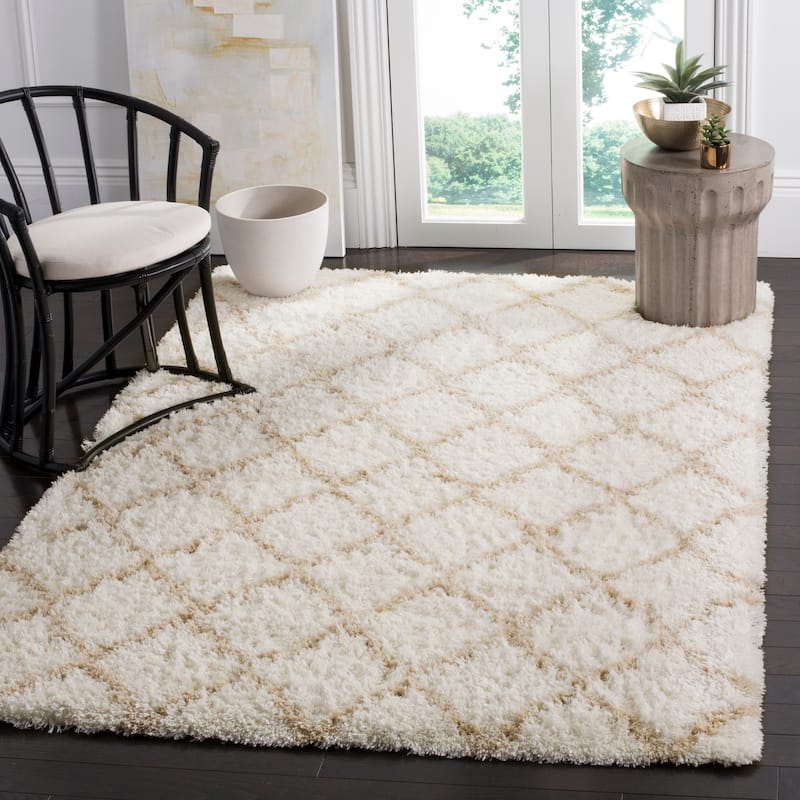 SAFAVIEH Indie Shag Milagros 2-inch Thick Rug - 4' x 6' - Ivory/Light Beige