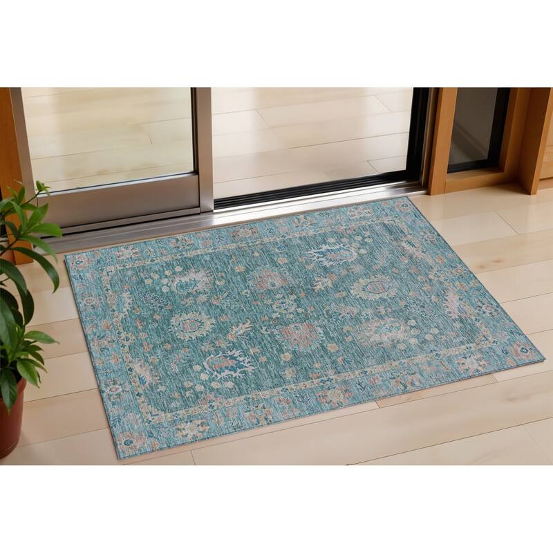 HomeRoots Floral Traditional Rectangle Outdoor Rug - 3' x 5'