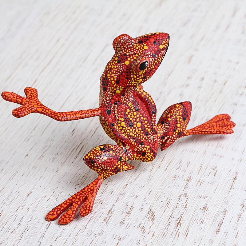NOVICA Handmade Lithe Tree Frog Wood Alebrije Sculpture