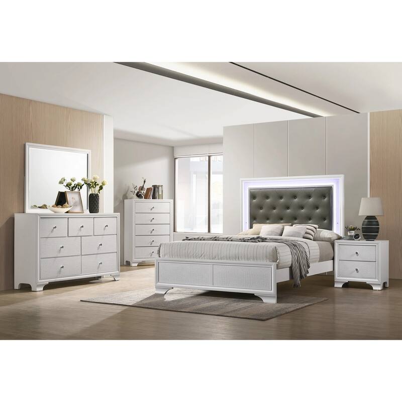 Queen Size Solid Wood Panel Bed with LED Headboard and Diamond Tufting