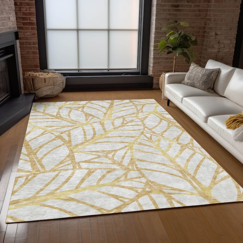 Machine Washable Indoor/ Outdoor Chantille Modern Palm Rug