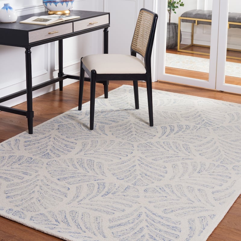 Martha Stewart by SAFAVIEH Handmade Samuela Wool Rug - 8' x 10' - Ivory/Blue
