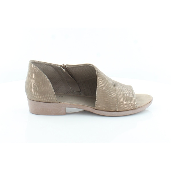 bare traps sedina flat