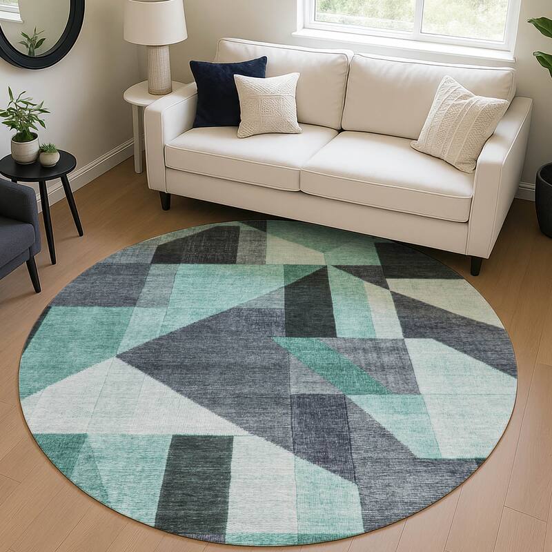 Machine Washable Indoor/ Outdoor Modern Geo Chantille Rug