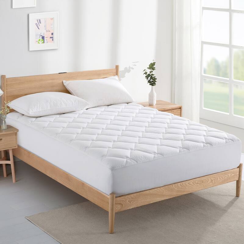 Quilted Down Alternative Mattress Pad 300 Thread Count Cotton Cover - White