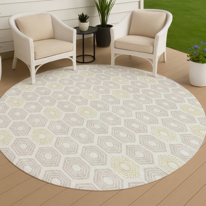 Machine Washable Indoor/ Outdoor Modern Hugoton Chantille Rug - Ivory - 8' x 8'