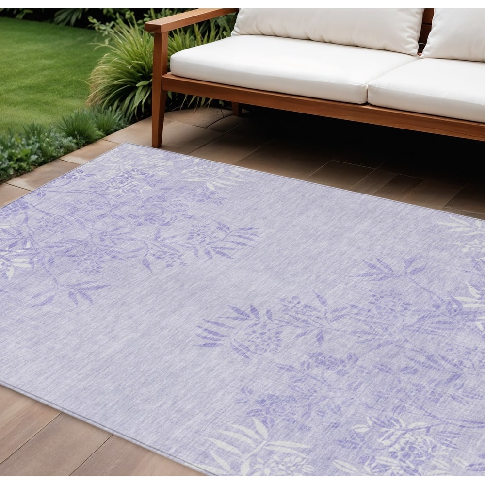HomeRoots Floral Transitional Rectangle Outdoor Rug