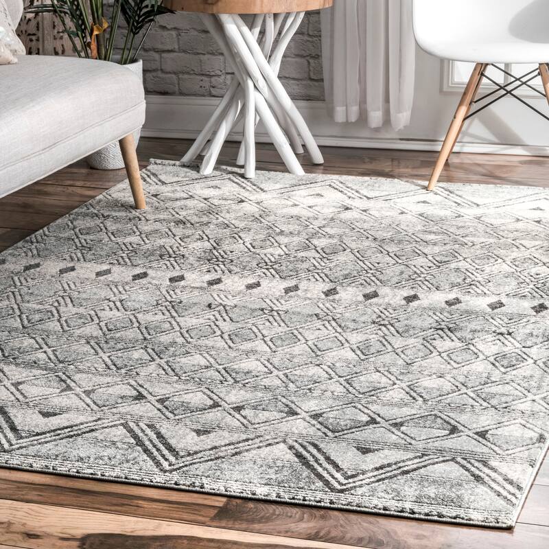 Nuloom Transitional Saha Tribal Geo Striped Area Rug