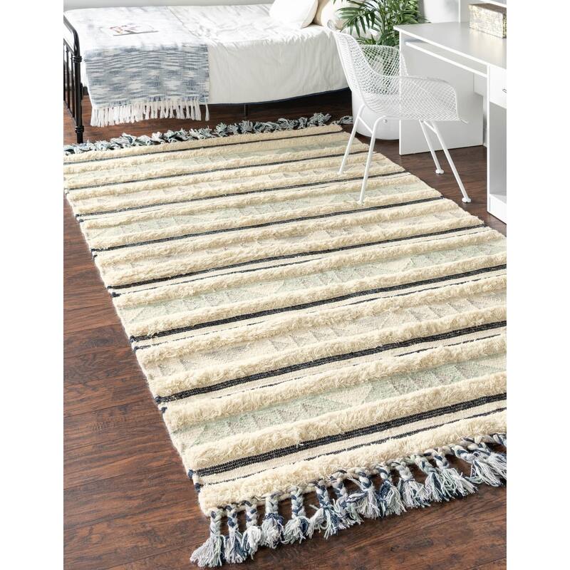 Contemporary Izhobert Collection Area Rug - Green-Beige - 8'x10'