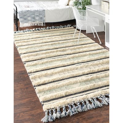 Contemporary Izhobert Collection Area Rug