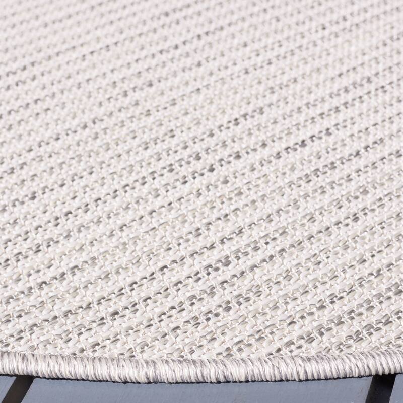 Martha Stewart by SAFAVIEH Silvestra Indoor/ Outdoor Rug