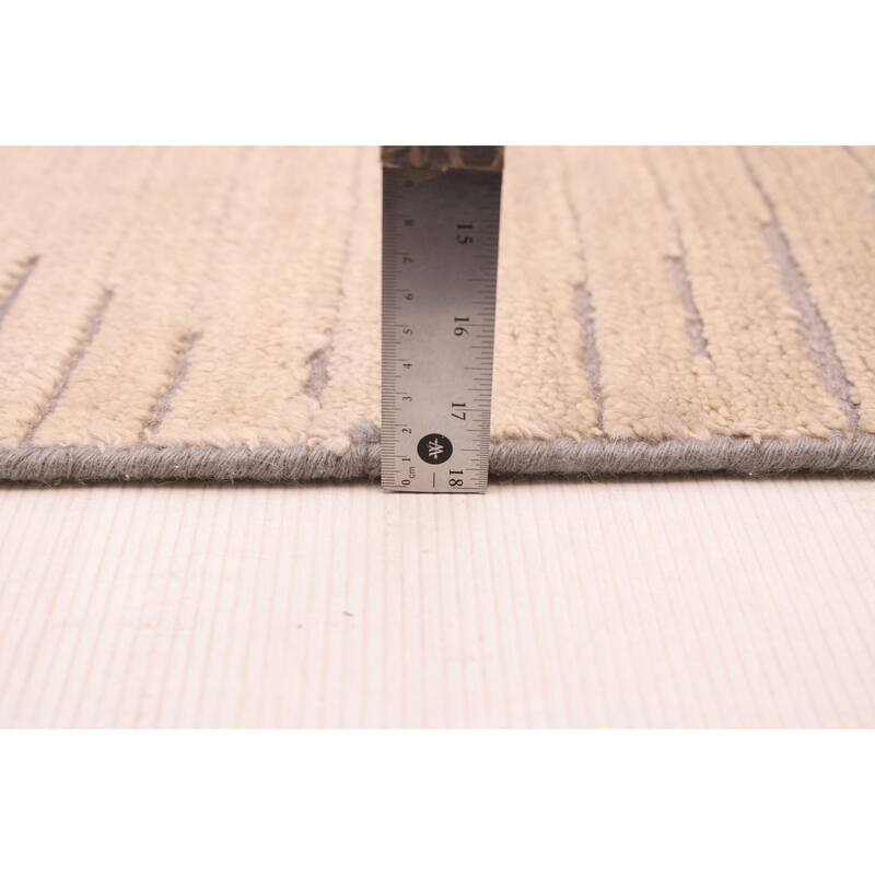 ECARPETGALLERY Hand-knotted Tangier Beige Wool Rug - 5'5 x 7'7