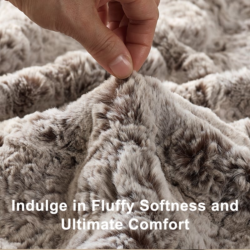 Variegated Warm Plush FauxFur Throw Cozy and Furry Blankets for Sofa