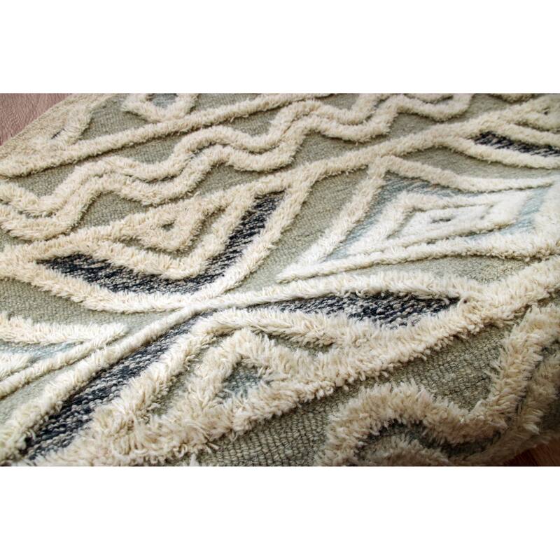 Suino Tribal Geometric Hand-Tufted Wool Round Indoor Area Rug by Sevita