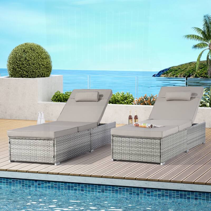 Outdoor Reclining Chair Set for Relaxation and Leisure