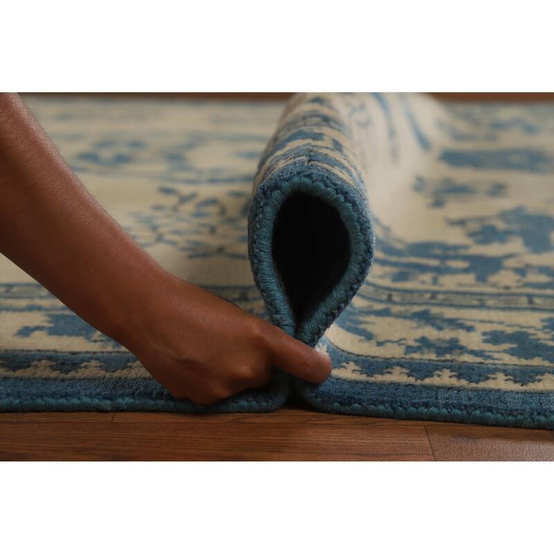 Hand Knotted Oriental 100% Wool Carpet Traditional Geometric Beige & Ivories Art Deco Area Rug - 7' 11'' X 8' 1''