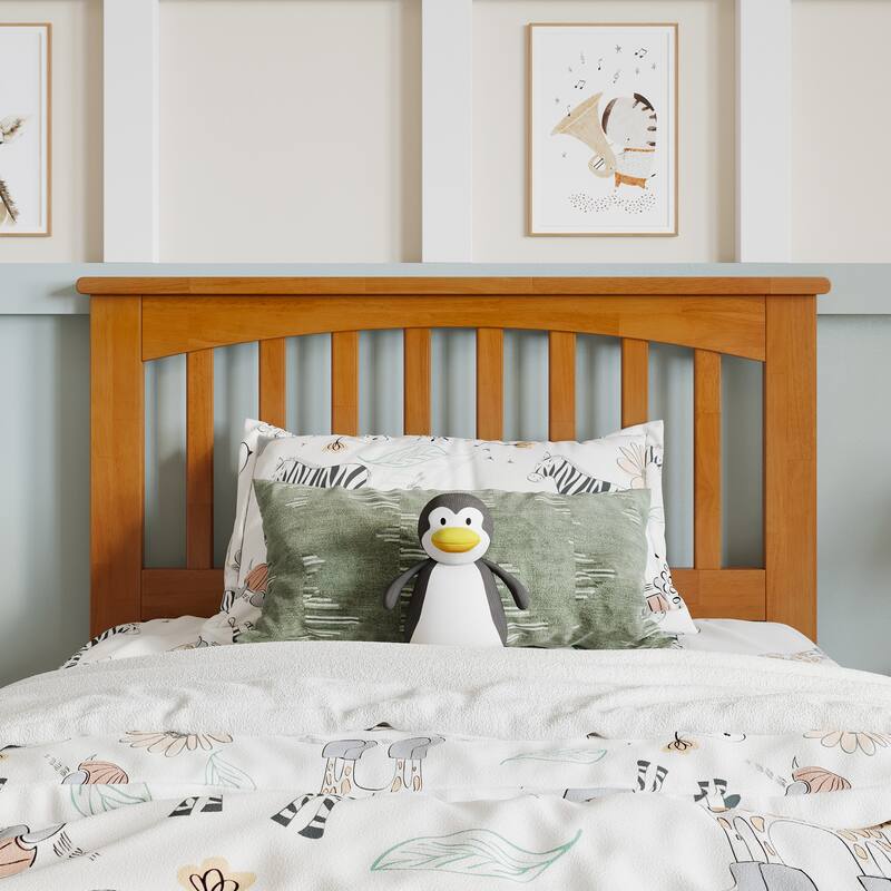 Everett Platform Bed with Panel Footboard and Twin Trundle