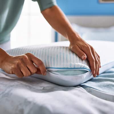 Serta Soothing Cool Gel Memory Foam Pillow