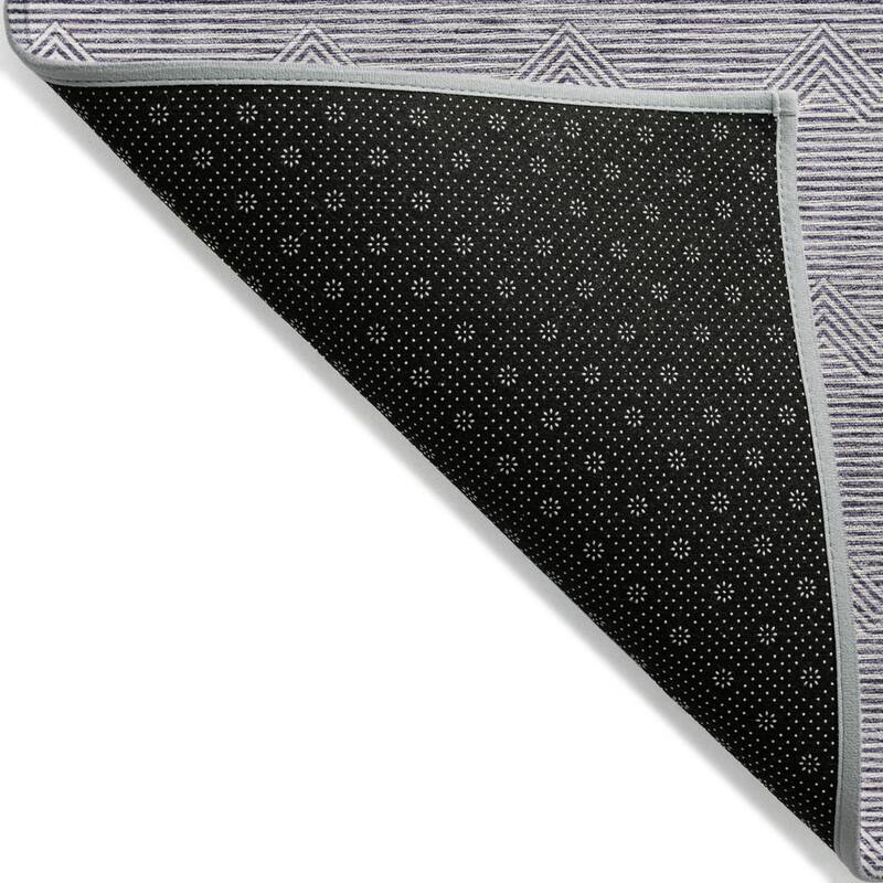HomeRoots Geometric Transitional Rectangle Outdoor Rug