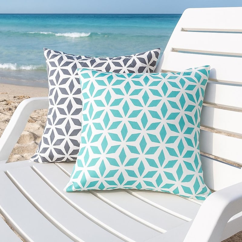Crystal burst - Outdoor & Indoor Pillow