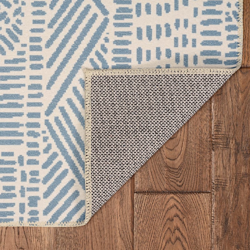 Cayden Machine Washable Geometic Area Rug