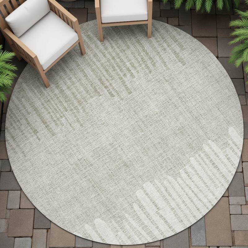 Machine Washable Indoor/Outdoor Modern Ombre Chantille Rug - Putty - 8' x 8'