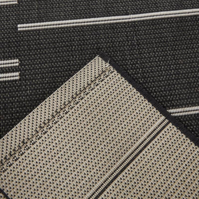 Xavier Modern Striped Indoor/Outdoor Area Rug