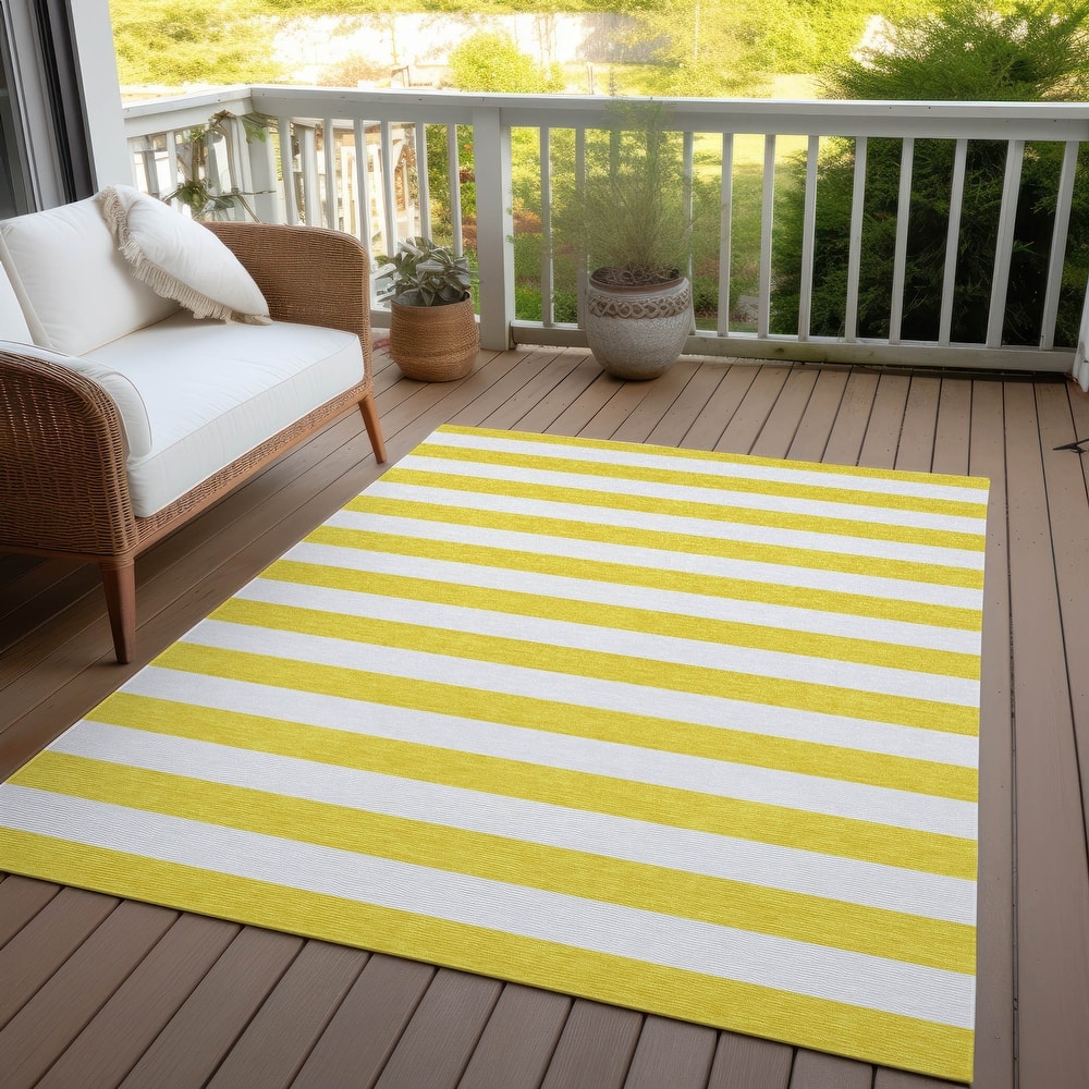 Machine Washable Indoor/ Outdoor Cabana Striped Chantille Rug