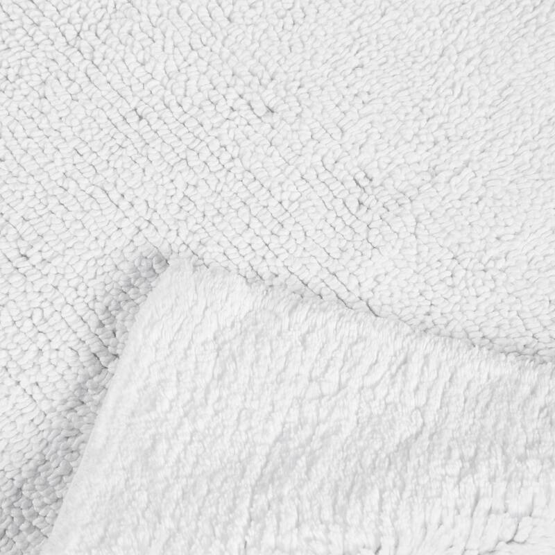 Beautyrest Plume Feather Touch Reversible Bath Rug