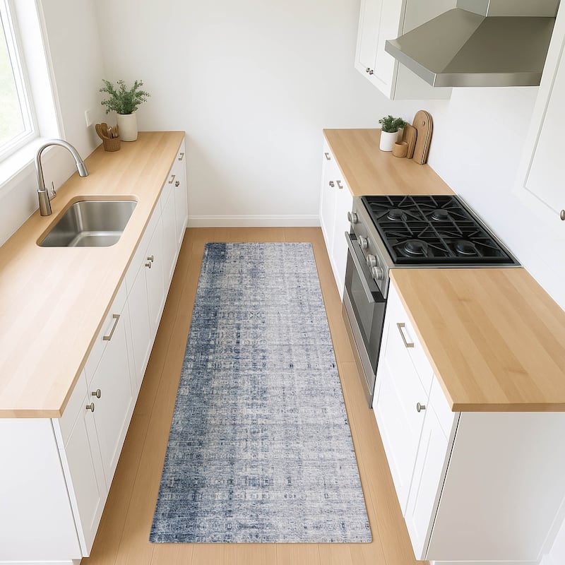 Machine Washable Indoor/ Outdoor Contemporary Ombre Chantille Rug