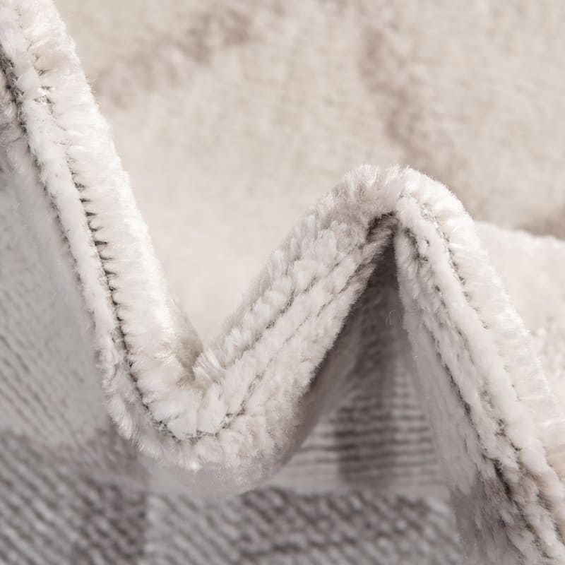 Contemporary Pico Collection Area Rug