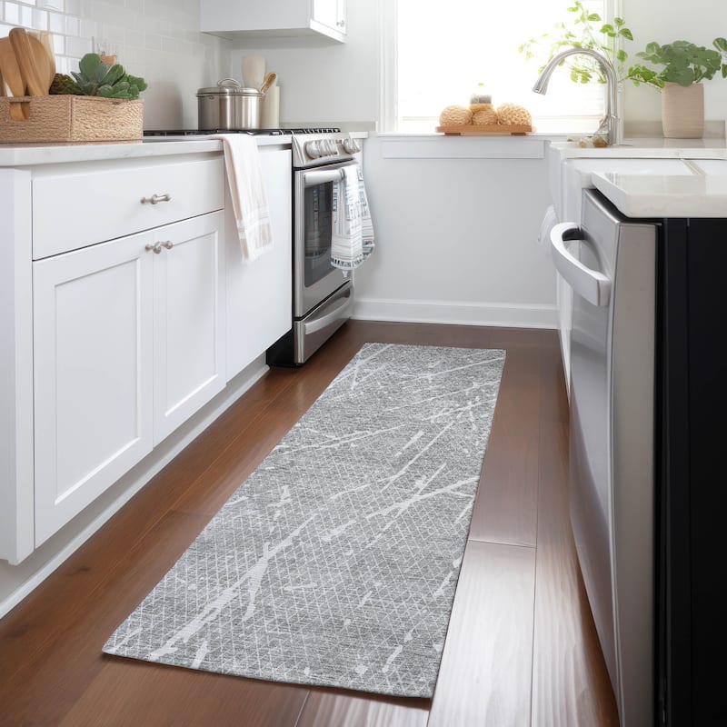 Machine Washable Indoor/ Outdoor Chantille Contemporary Crackle Rug - Gray - 2'3" x 7'6"