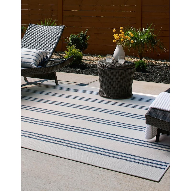 Outdoor Zrand Collection Area Rug