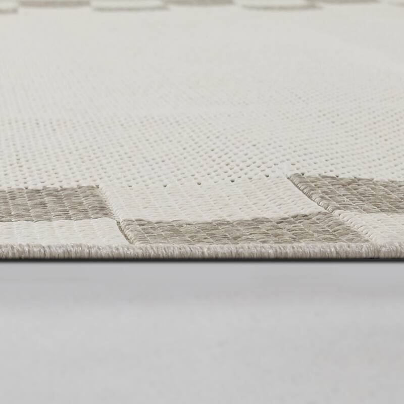Tabor Checkered Border Indoor/Outdoor Area Rug
