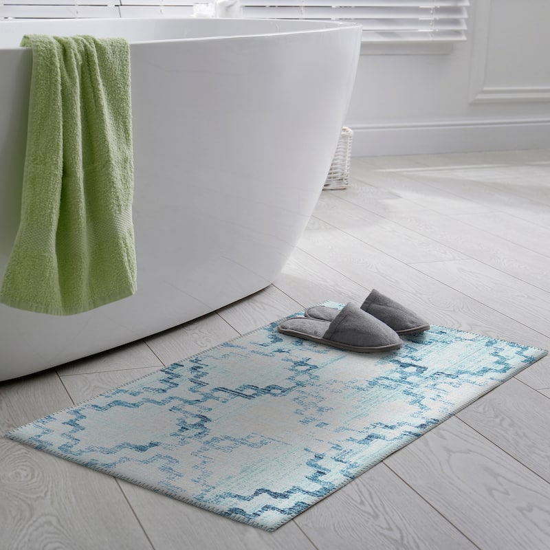 Indoor/ Outdoor Yuma Morroccan Washable Rug - 1'8" x 2'6" - Blue