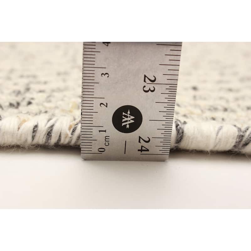 Sienna Ivory Rug 5'1" x 7'7" - 5'1 x 7'7