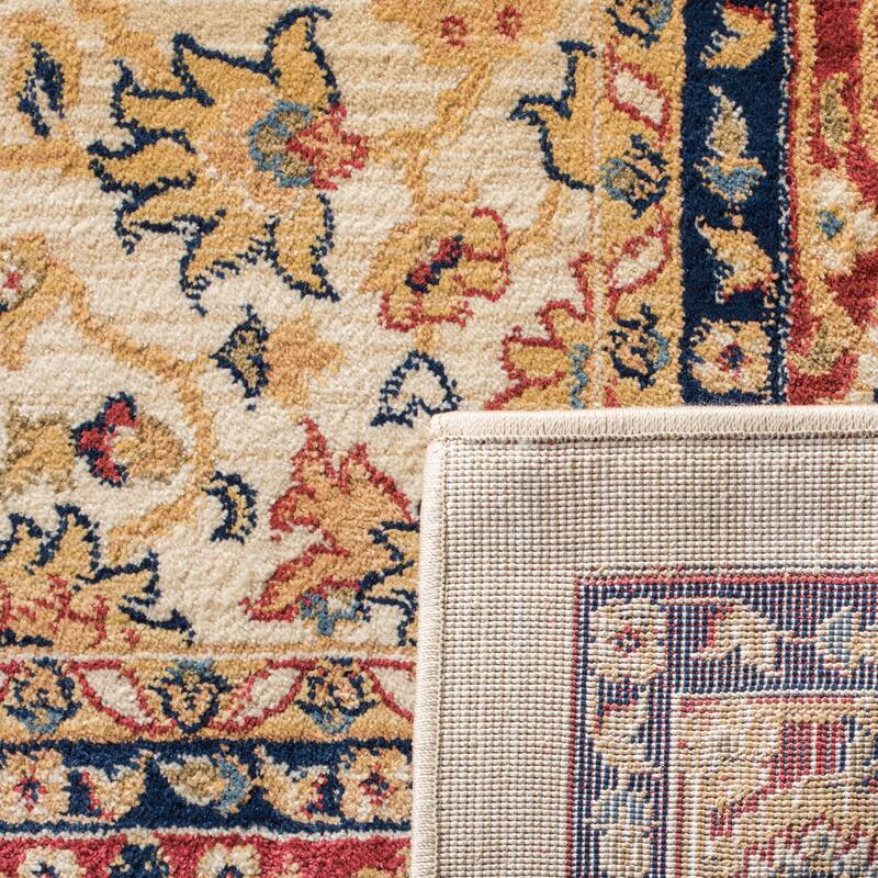 SAFAVIEH Austin Venera Traditional Oriental Rug
