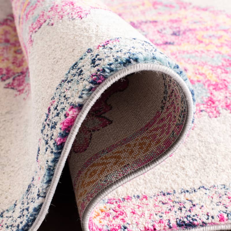 SAFAVIEH Madison Vintage Beatriz Oriental Rug